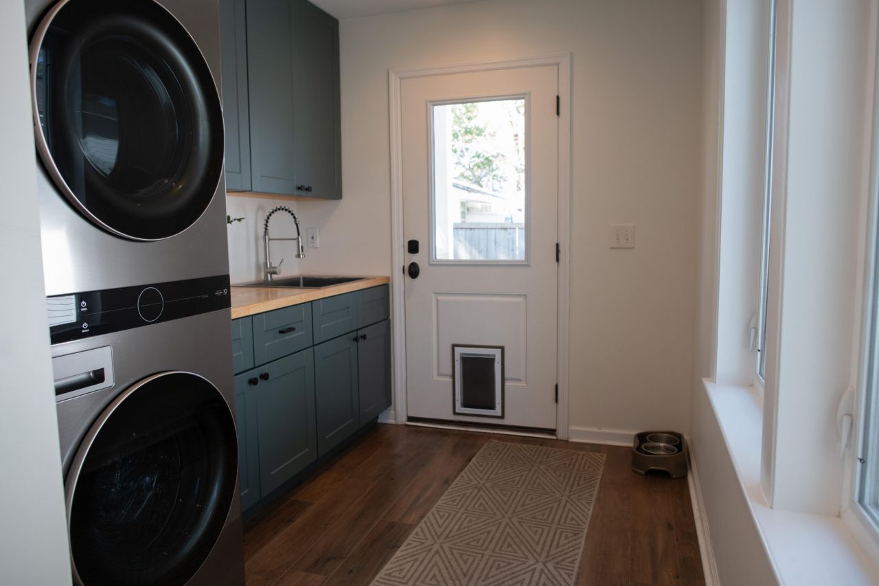 1496 Hindman Avenue Photo 33