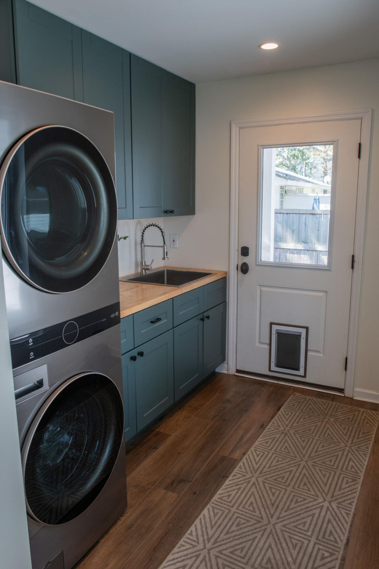 1496 Hindman Avenue Photo 35