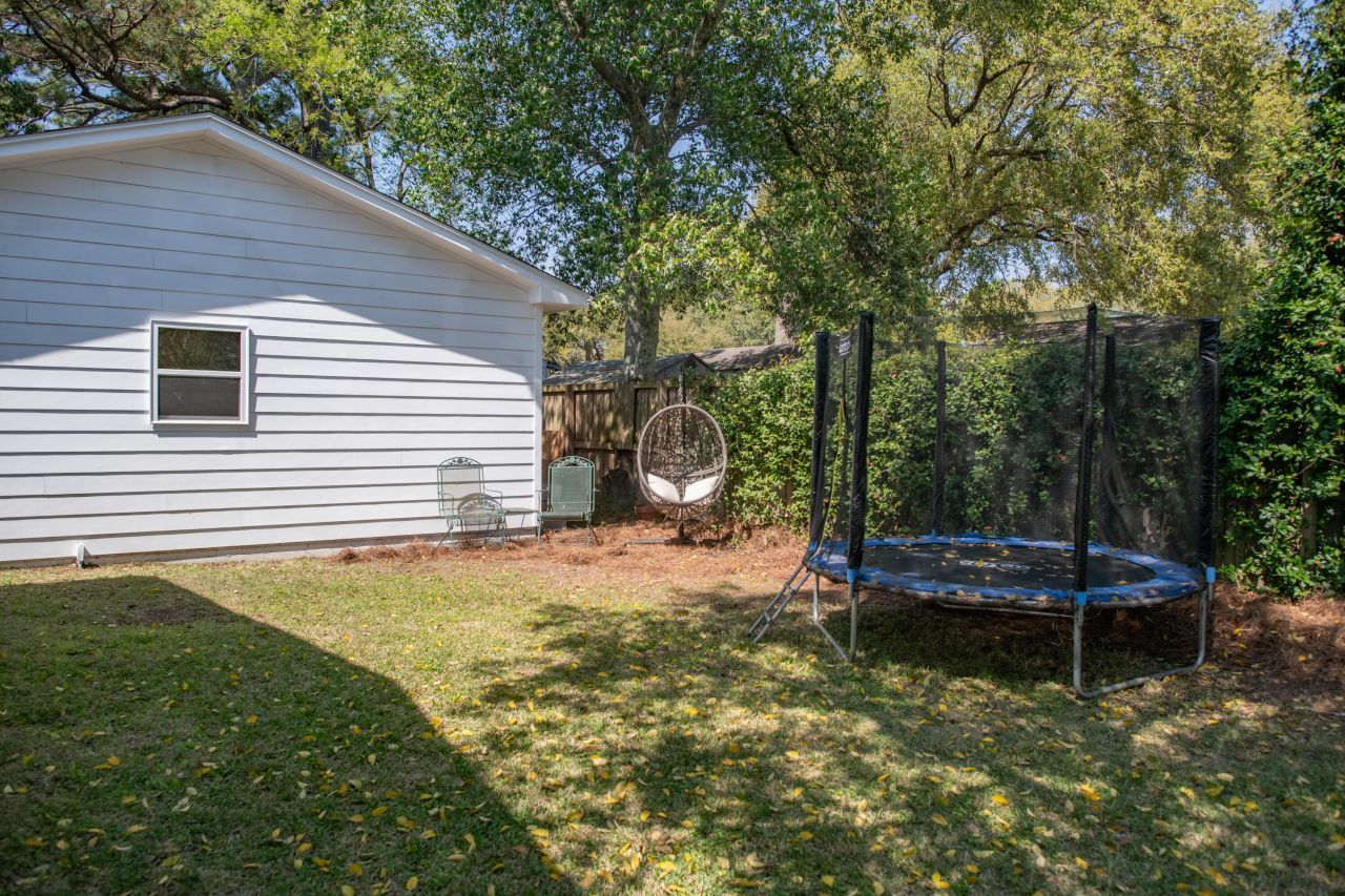 1496 Hindman Avenue Photo 41