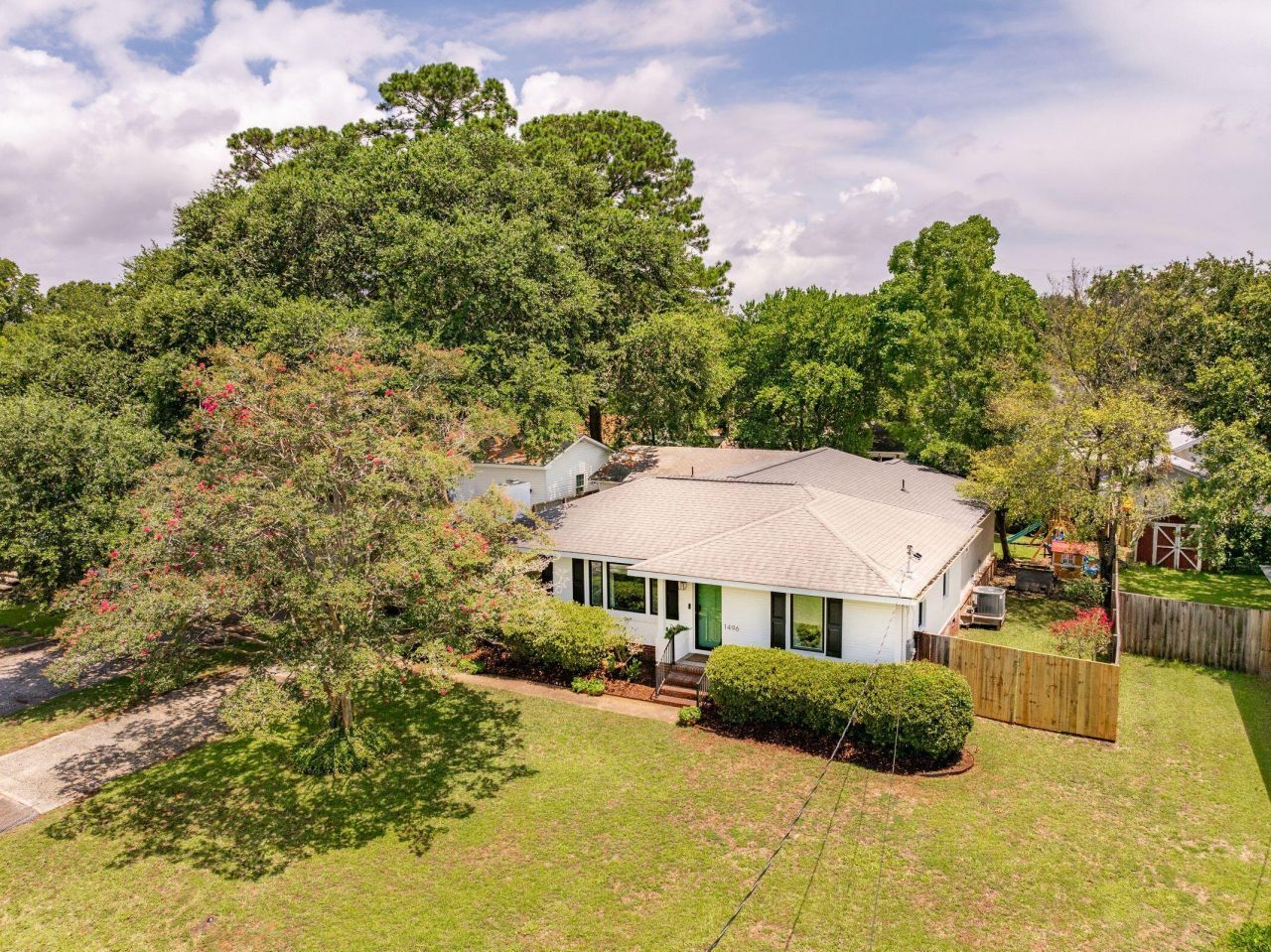 1496 Hindman Avenue Photo 44