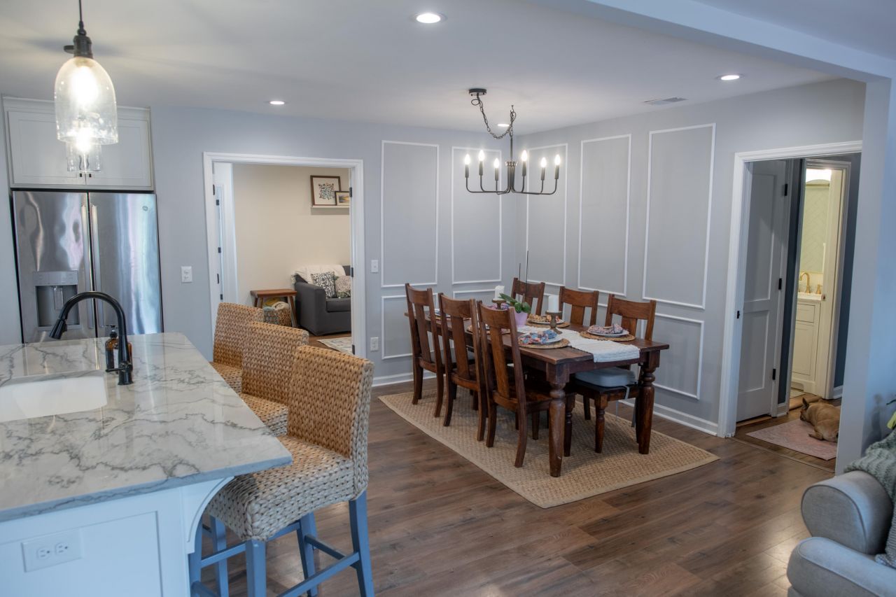 1496 Hindman Avenue Photo 8