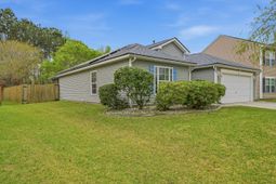 305 Sparkleberry Lane photo 4