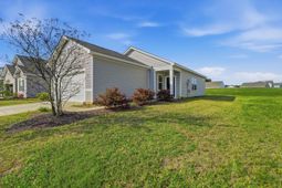 426 Pender Woods Drive photo 4