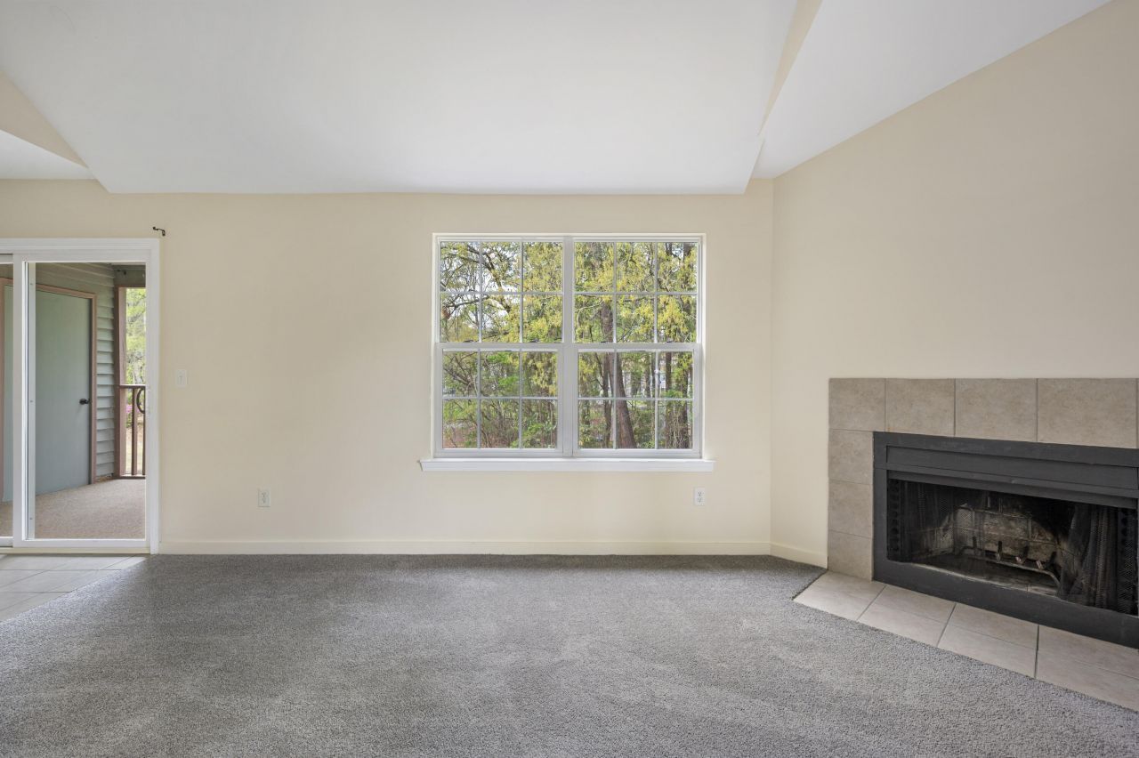 7955 Timbercreek Lane Photo 4