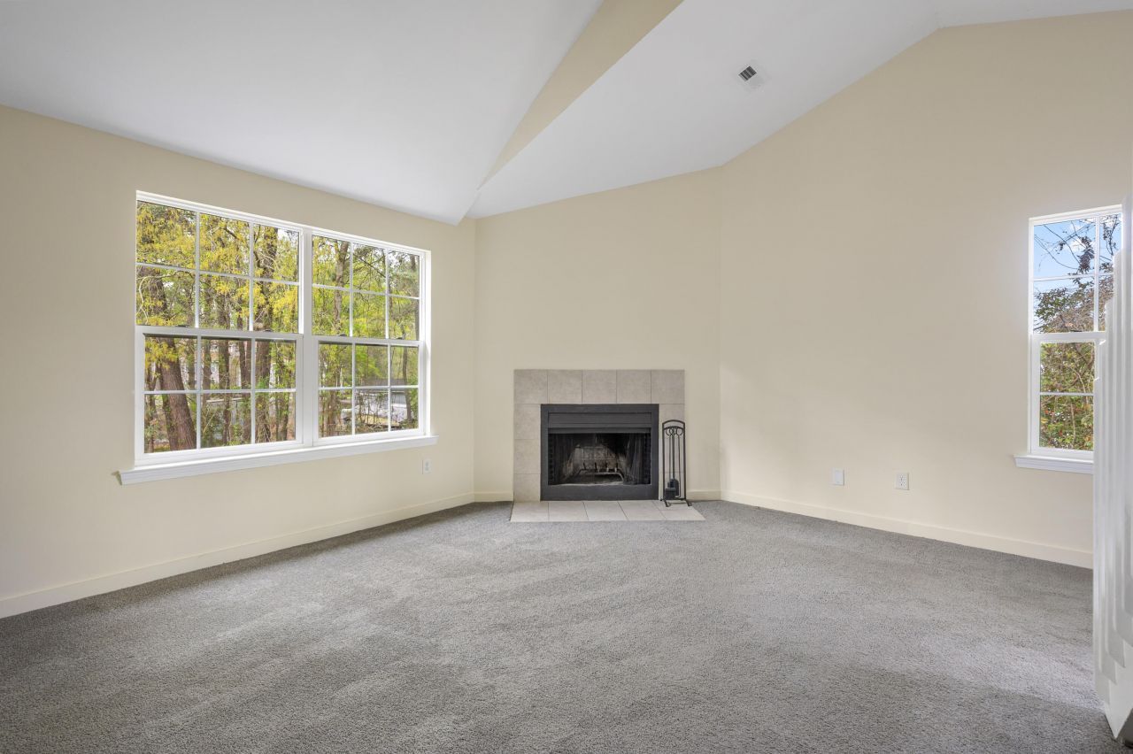 7955 Timbercreek Lane Photo 5