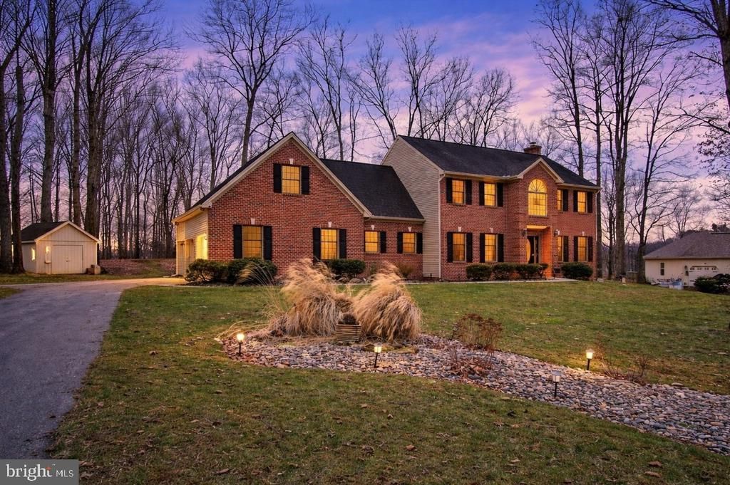 1317 Crown Point Court, New Freedom, PA 17349 Main Photo