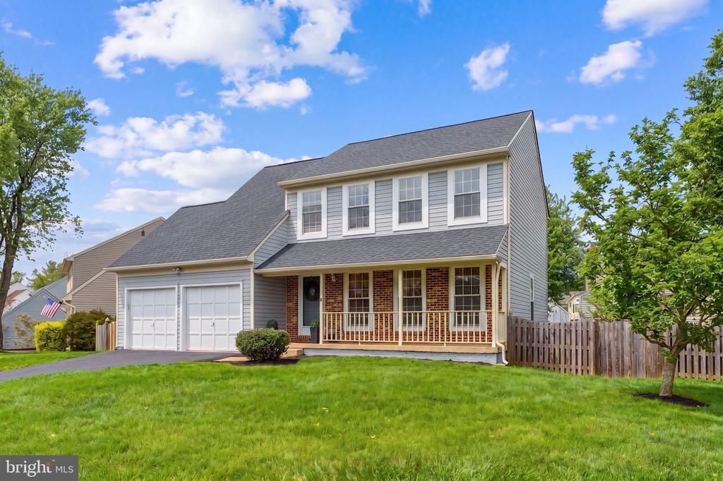 2982 Emerald Chase Drive, Herndon, VA 20171 Main Photo