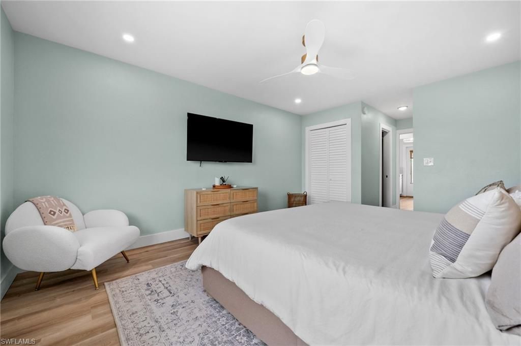 1550 Gulf Shore Blvd N, Unit E2, Naples, FL 34102 Photo