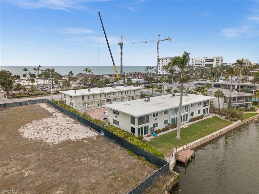 1550 Gulf Shore Blvd N, Unit E2, Naples, FL 34102 Photo