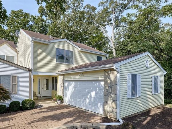 1503 Walpole Drive, Chesterfield, MO 63017