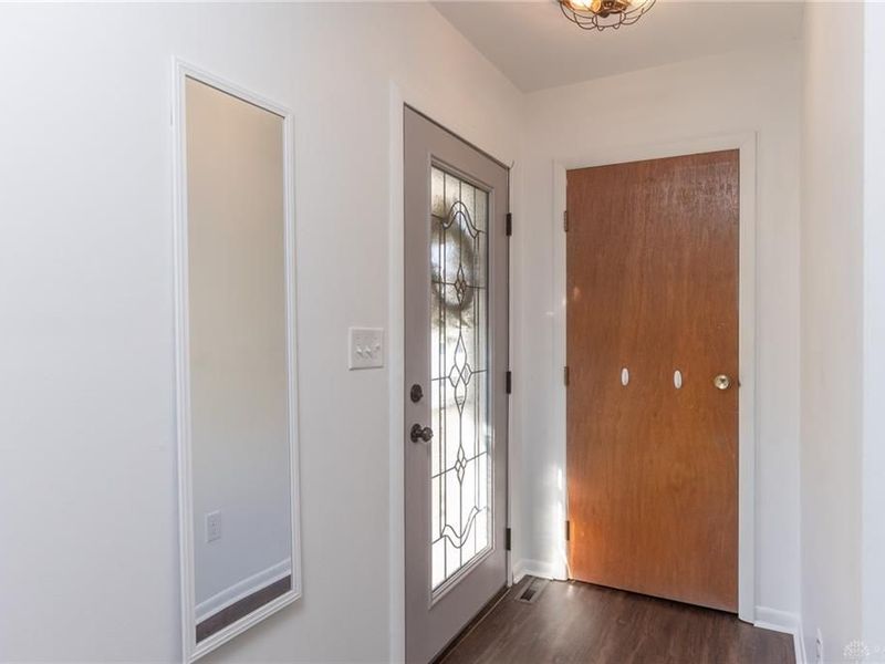 7657 Belle Plain Drive, Huber Heights, OH 45424 Photo 10