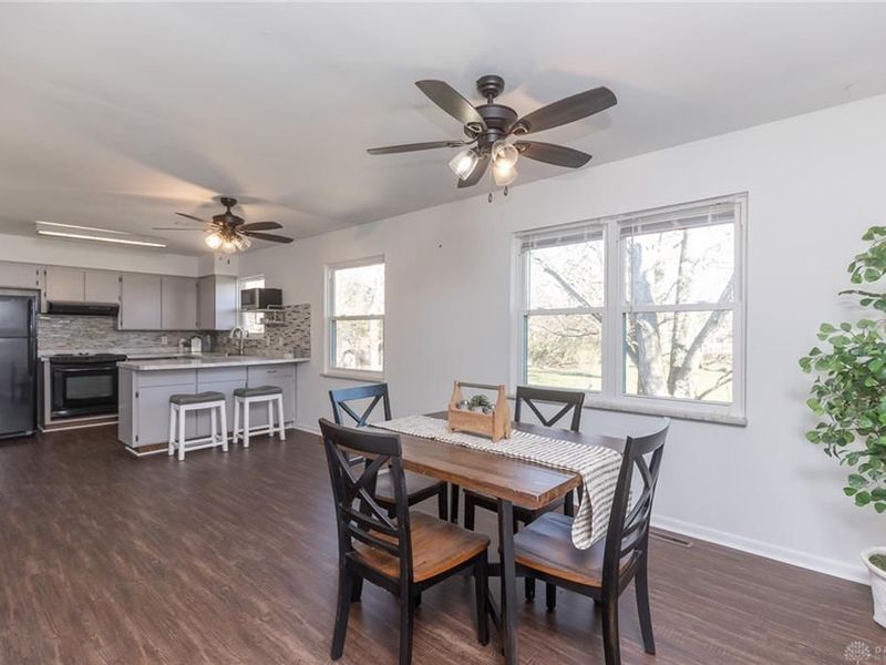 7657 Belle Plain Drive, Huber Heights, OH 45424 Photo 12