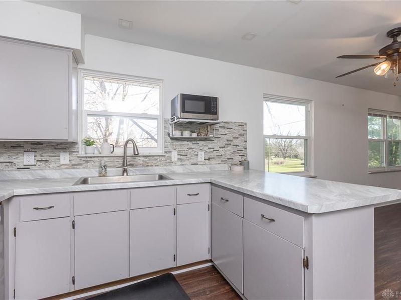 7657 Belle Plain Drive, Huber Heights, OH 45424 Photo 17