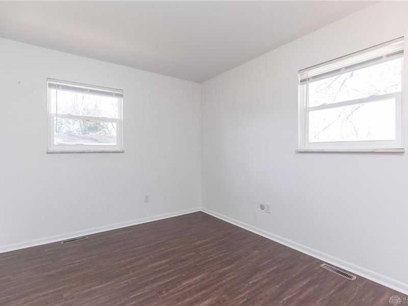 7657 Belle Plain Drive, Huber Heights, OH 45424 Photo 23