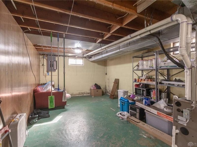 7657 Belle Plain Drive, Huber Heights, OH 45424 Photo 34