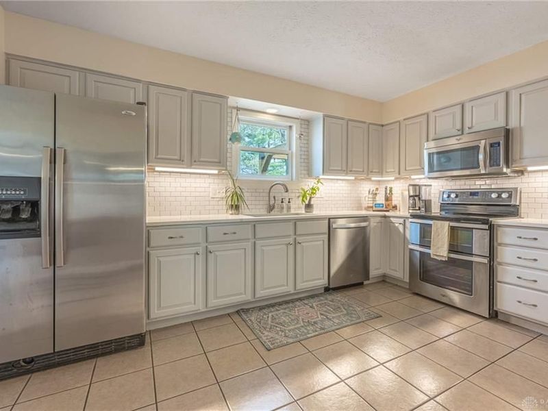 7392 Chinook Drive, West Chester, OH 45069 Photo 6