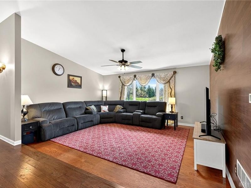 528 Manorside Court, Washington Township, OH 45459 Photo 10