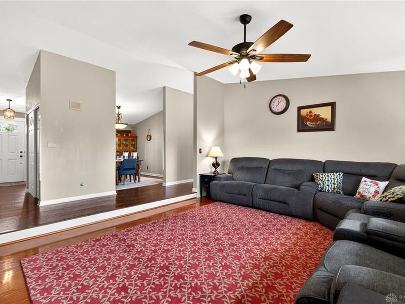 528 Manorside Court, Washington Township, OH 45459 Photo 13