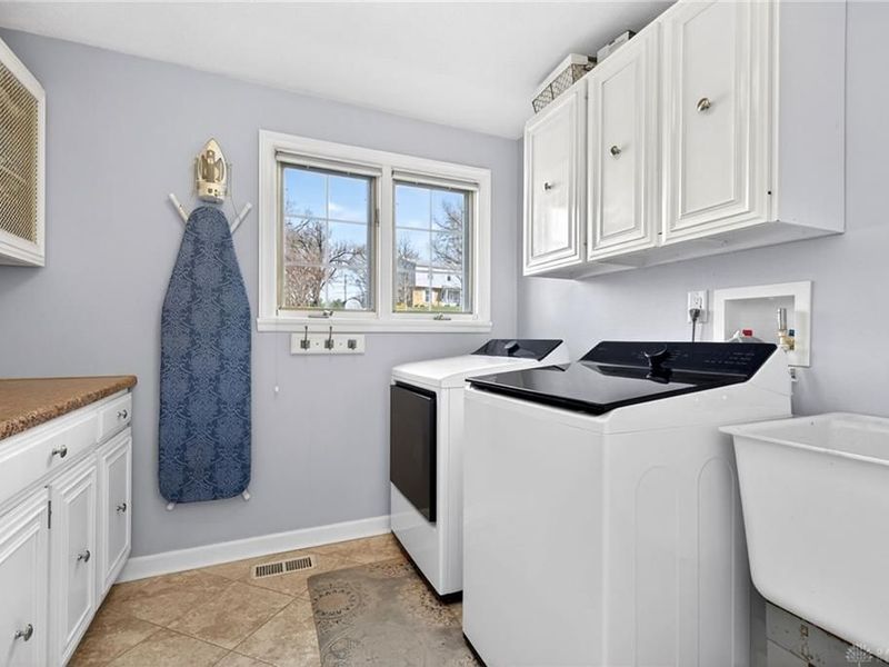 528 Manorside Court, Washington Township, OH 45459 Photo 18