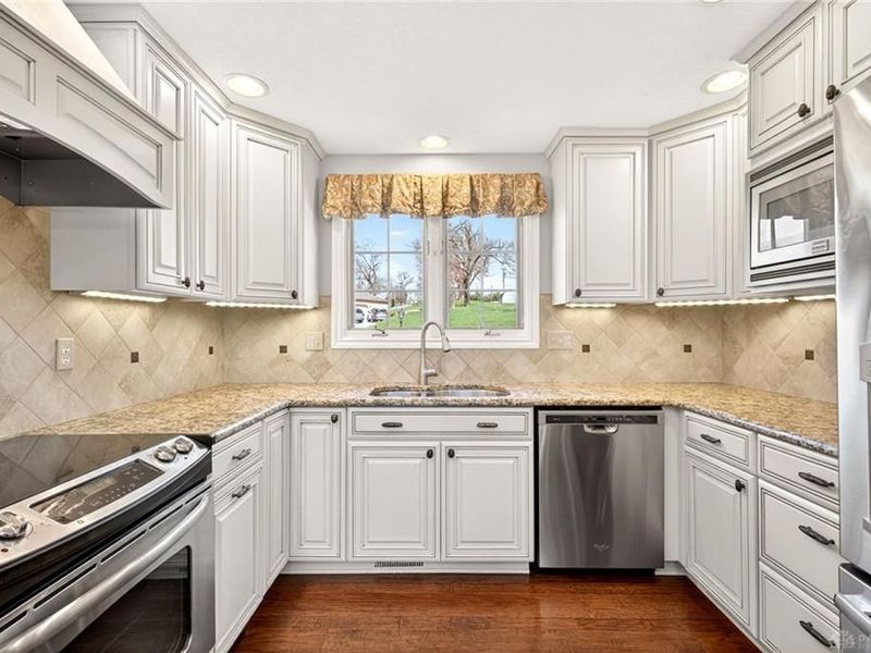 528 Manorside Court, Washington Township, OH 45459 Photo 21