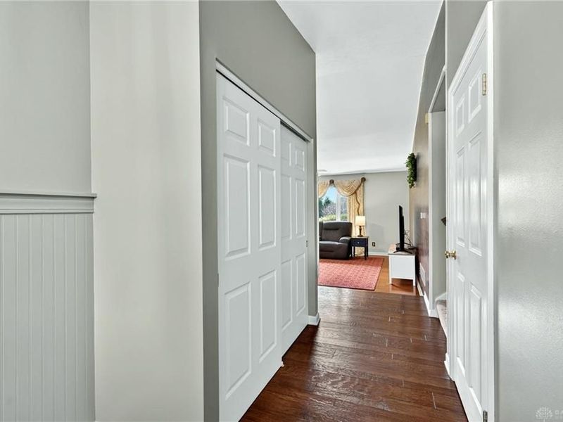 528 Manorside Court, Washington Township, OH 45459 Photo 8