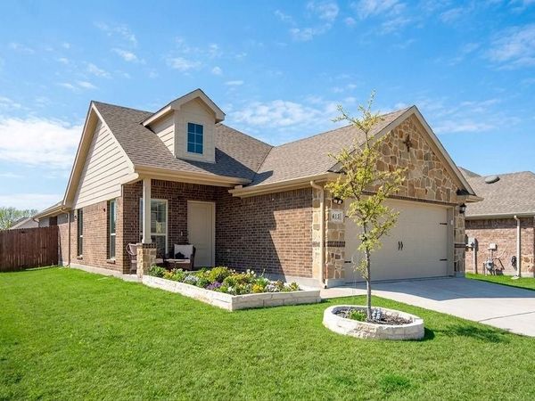 612 Daybreak Lane, Lavon, TX 75166