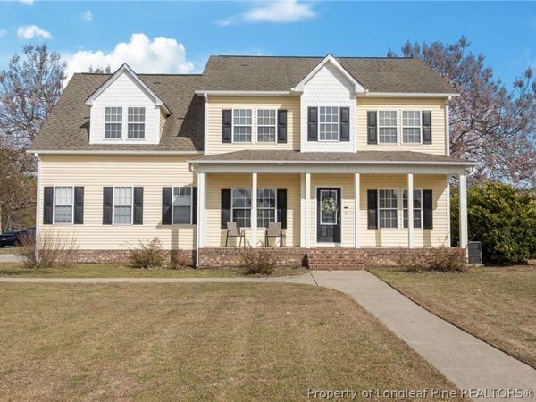3825 Barnsdale Drive, Wade, NC 28395
