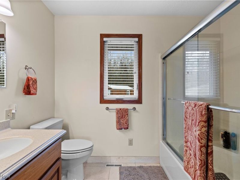 55575 Clover Ridge Road, Jacobsburg, OH 43716 Photo 16