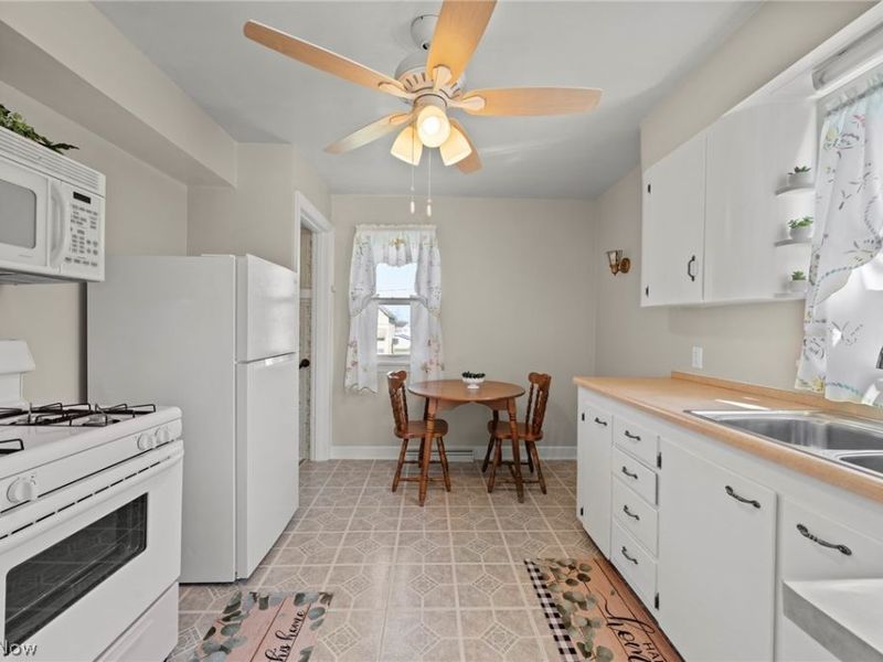 104 W Carolina Avenue, Sebring, OH 44672 Photo 14