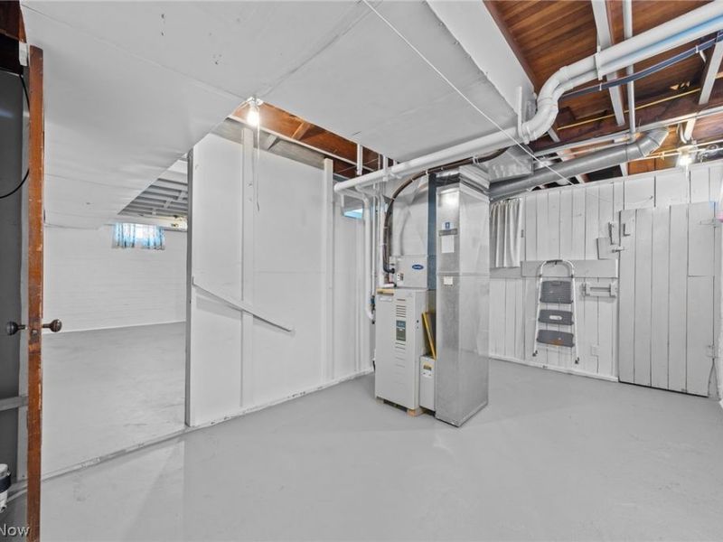 104 W Carolina Avenue, Sebring, OH 44672 Photo 35