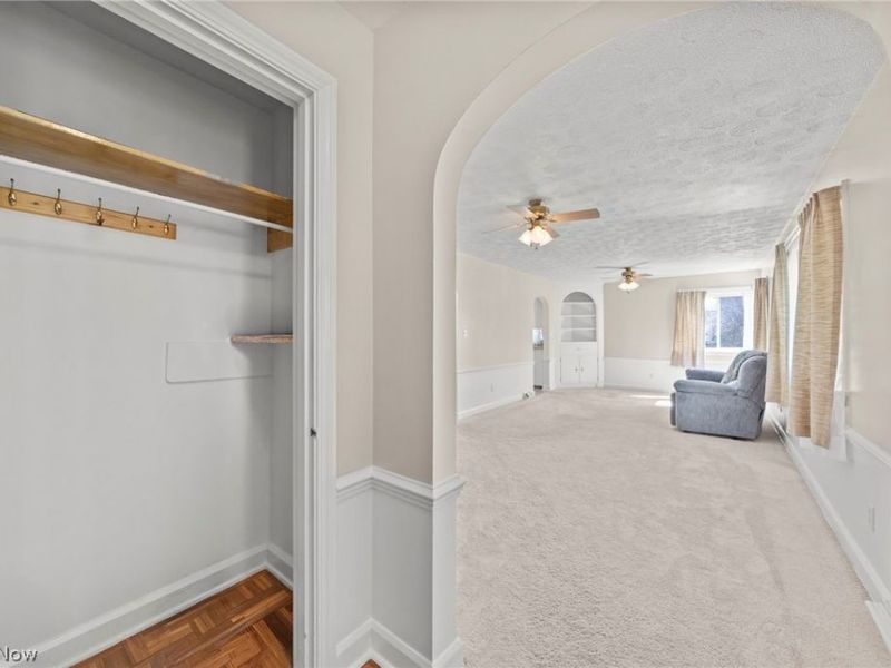 104 W Carolina Avenue, Sebring, OH 44672 Photo 9