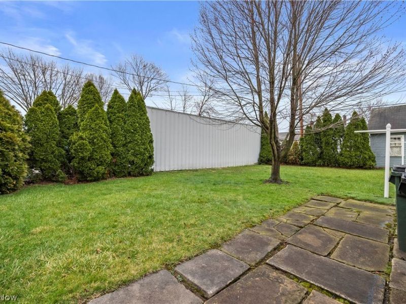 137 Lafayette Street, Elyria, OH 44035 Photo 5