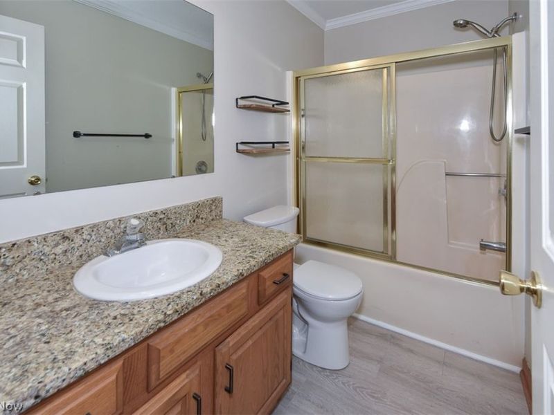 2121 Oakwood Court, Avon, OH 44011 Photo 30