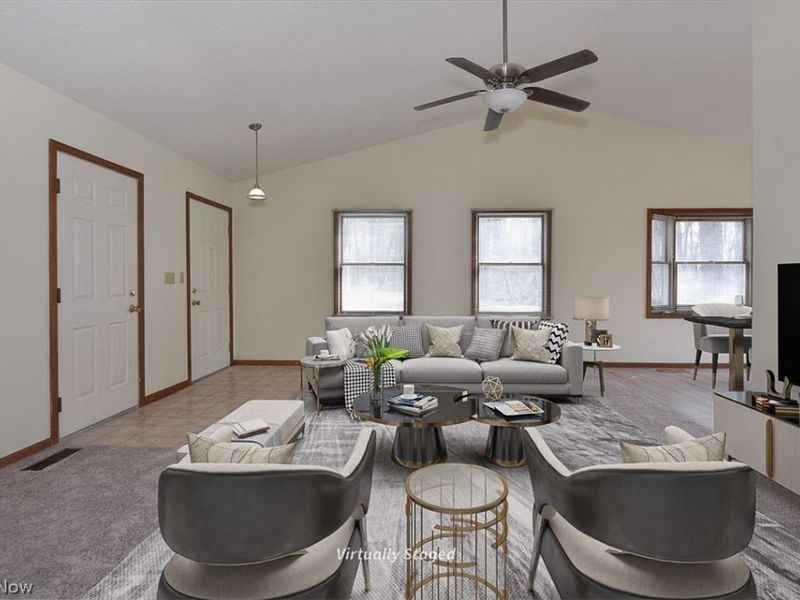 2121 Oakwood Court, Avon, OH 44011 Photo 4