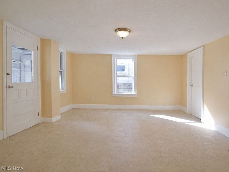 493 Elm Street, Painesville, OH 44077 Photo 10