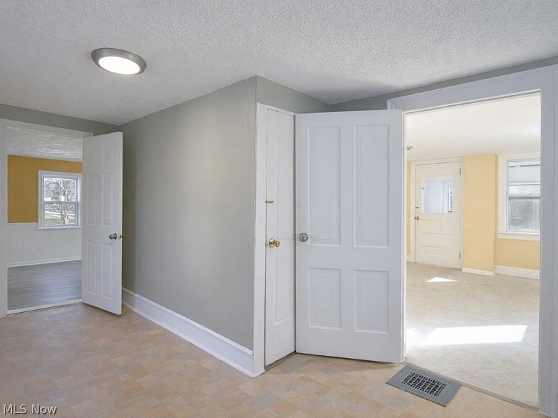 493 Elm Street, Painesville, OH 44077 Photo 14