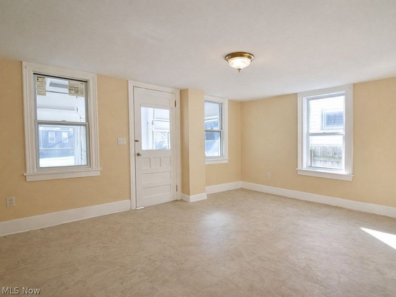 493 Elm Street, Painesville, OH 44077 Photo 9