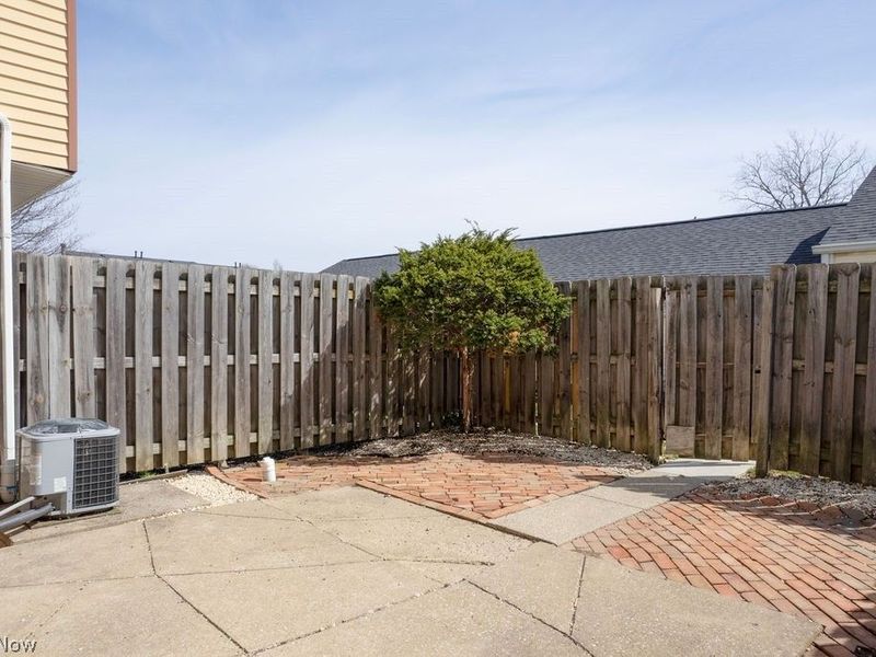 4625 Cox Drive, Unit B, Stow, OH 44224 Photo 4