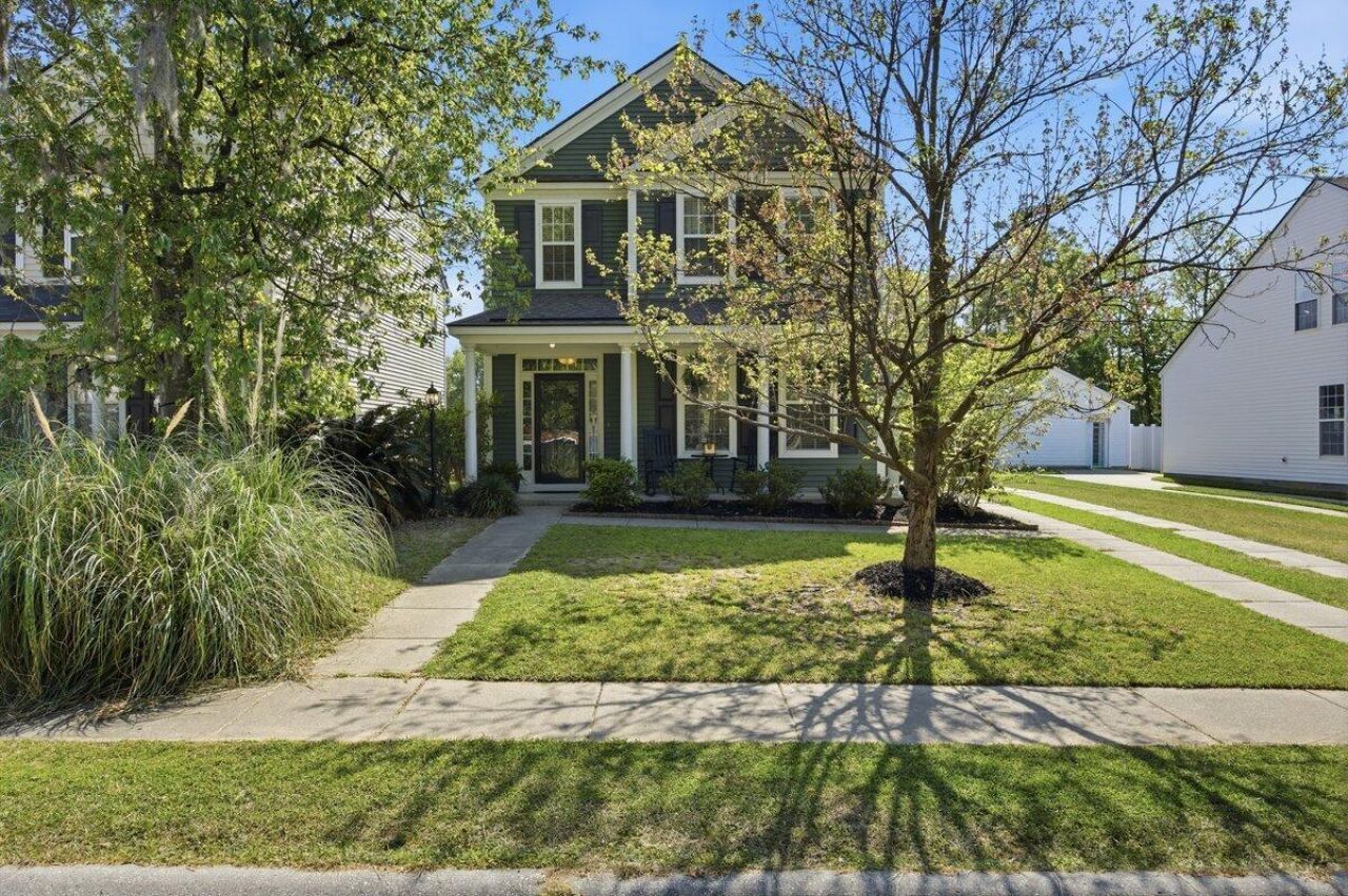 8981 N Red Maple Circle Photo 1