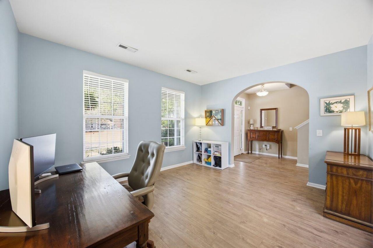 8981 N Red Maple Circle Photo 7