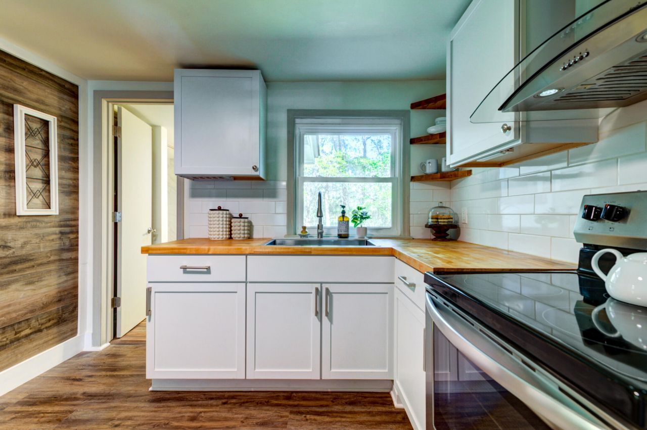 1164 Brownswood Road Photo 15