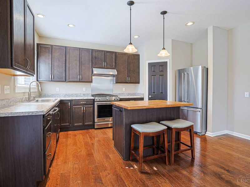 1117 Stableview Circle, Hamilton Twp, OH 45039 Photo 10