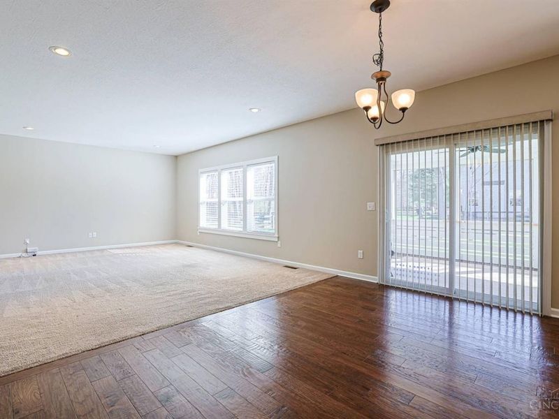 1117 Stableview Circle, Hamilton Twp, OH 45039 Photo 11