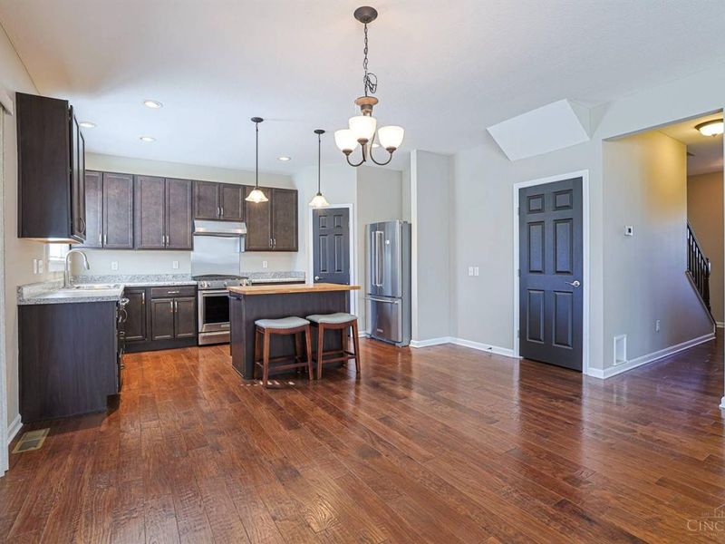 1117 Stableview Circle, Hamilton Twp, OH 45039 Photo 12