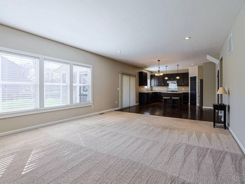 1117 Stableview Circle, Hamilton Twp, OH 45039 Photo 17