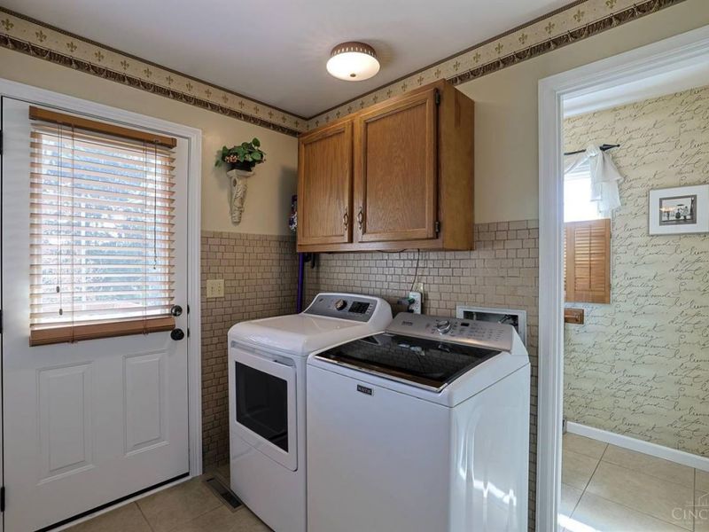 5572 Kingsbury Road, Fairfield, OH 45014 Photo 35