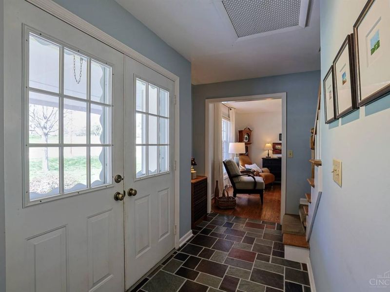 5572 Kingsbury Road, Fairfield, OH 45014 Photo 4