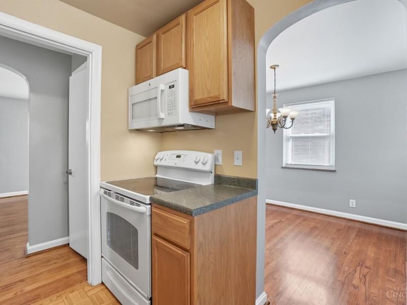 3795 Meadowlark Lane, Fairfax, OH 45227 Photo 12