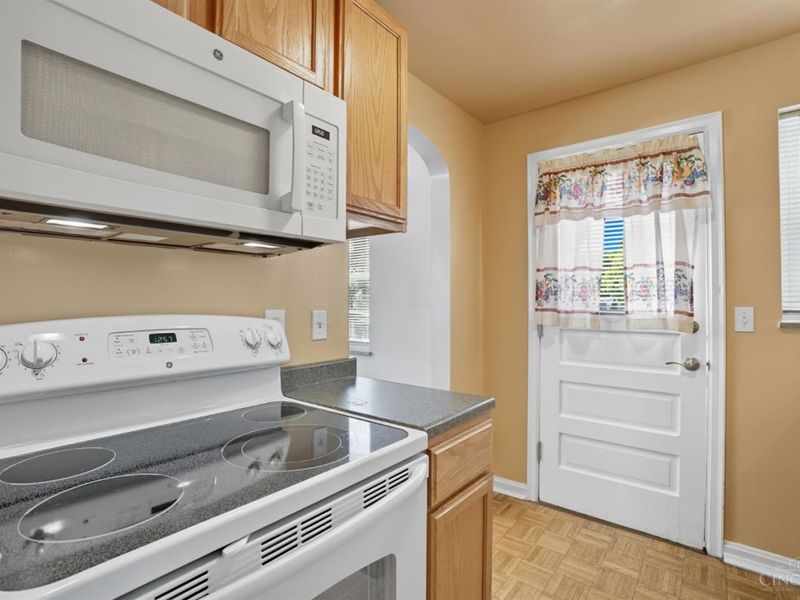 3795 Meadowlark Lane, Fairfax, OH 45227 Photo 13