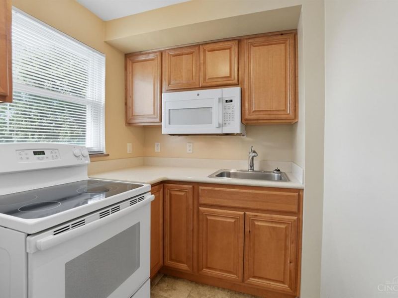 3795 Meadowlark Lane, Fairfax, OH 45227 Photo 26